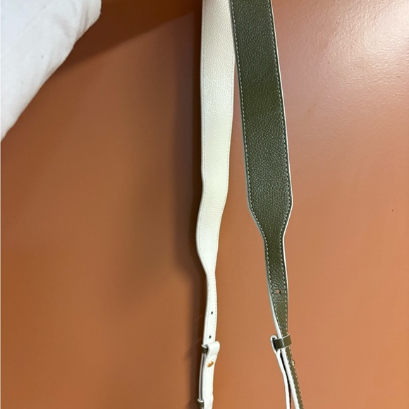 Michael Kors Green and White Crossbody Bag - Picture 16 of 16